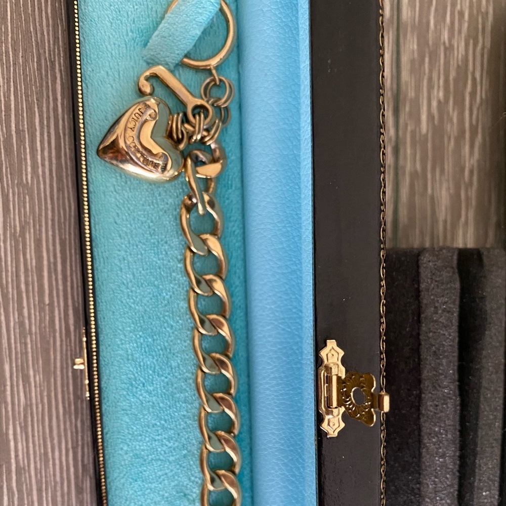 Juicy Couture Heart bracelet